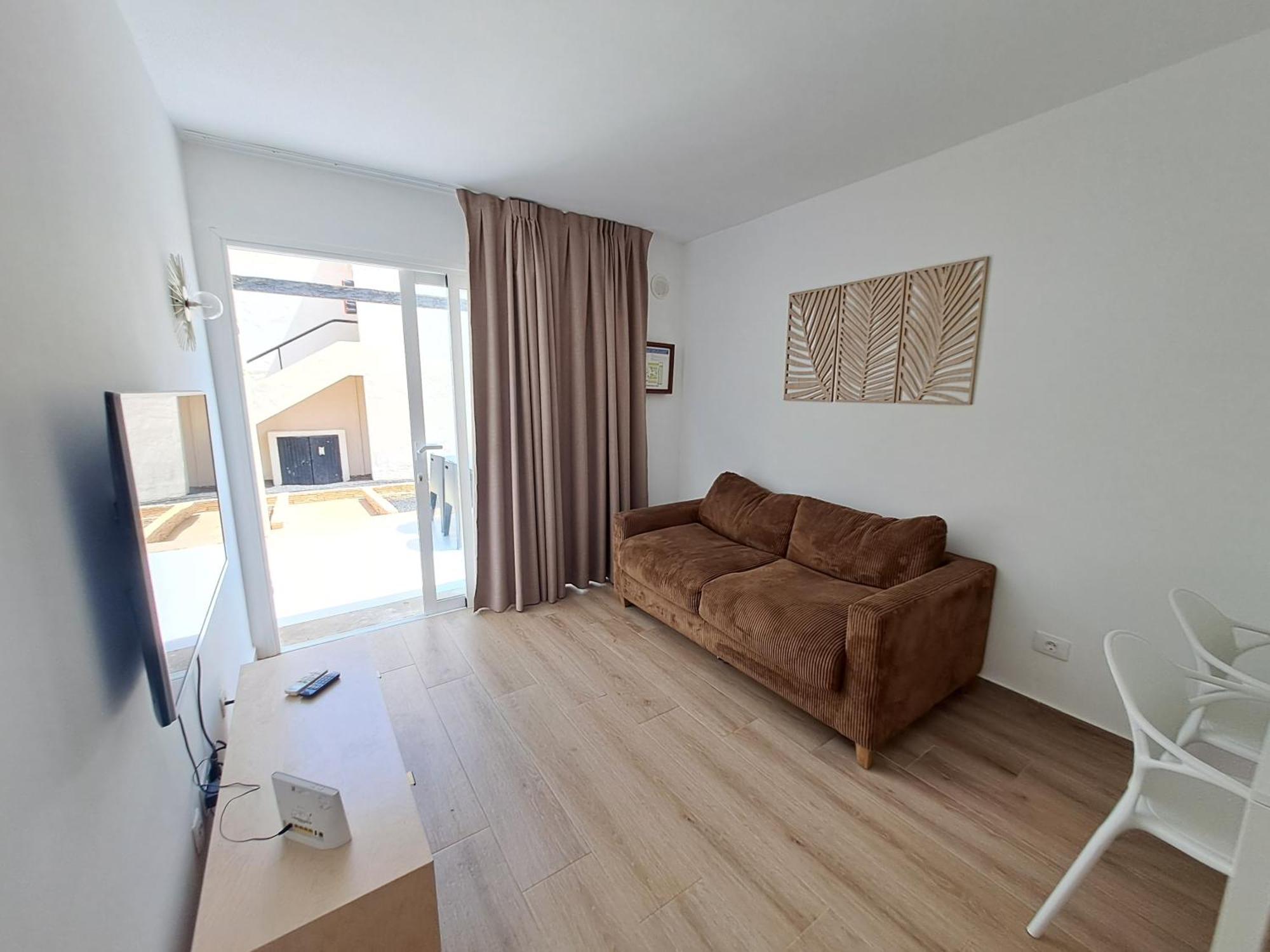 Homeforguest Apartamento Con Terraza Y Piscina En Corralejo Exteriér fotografie